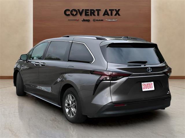 2024 Toyota Sienna XLE 2024 Toyota Sienna XLE