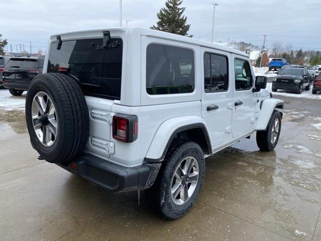 2023 Jeep Wrangler 4-Door Sahara