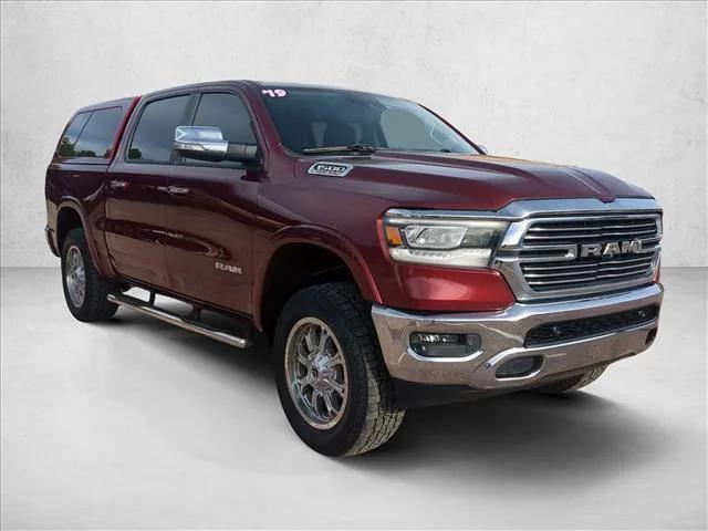 2019 RAM 1500 Laramie Crew Cab 4x4 57 Box