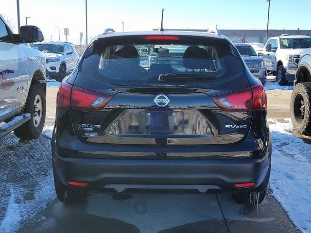2018 Nissan Rogue Sport SV