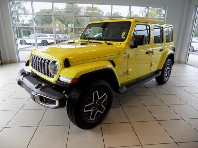 2024 Jeep Wrangler 4-Door Sahara 4x4