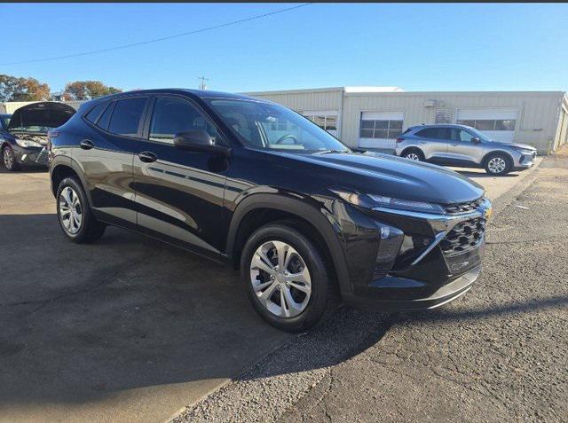 2025 Chevrolet Trax FWD LS