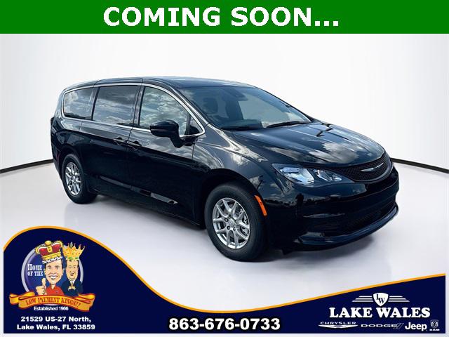 2025 Chrysler Voyager LX