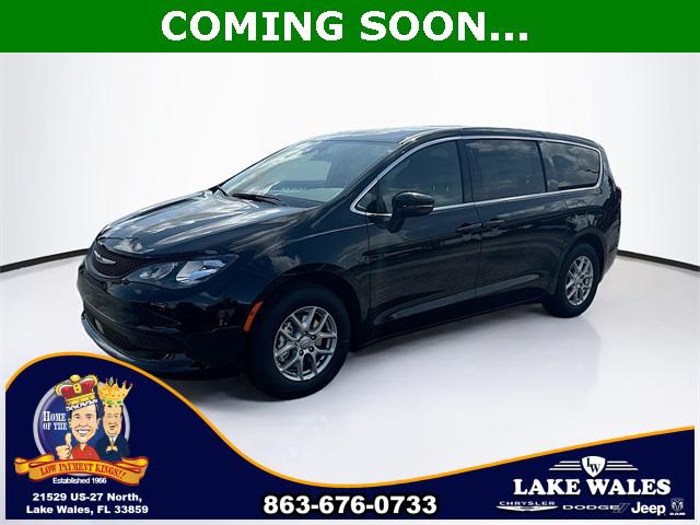 2025 Chrysler Voyager LX