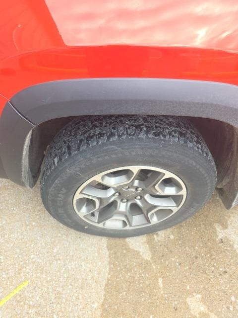 2021 Jeep Cherokee Trailhawk 4X4 2021 Jeep Cherokee Trailhawk 4X4