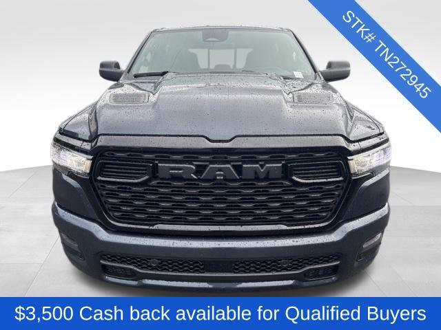 2026 RAM Ram 1500 RAM 1500 EXPRESS CREW CAB 4X4 57 BOX