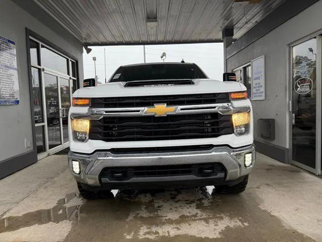 2024 Chevrolet Silverado 2500HD 4WD Crew Cab Standard Bed LT