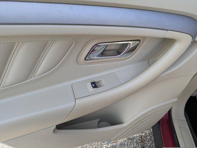 2016 Ford Taurus SEL