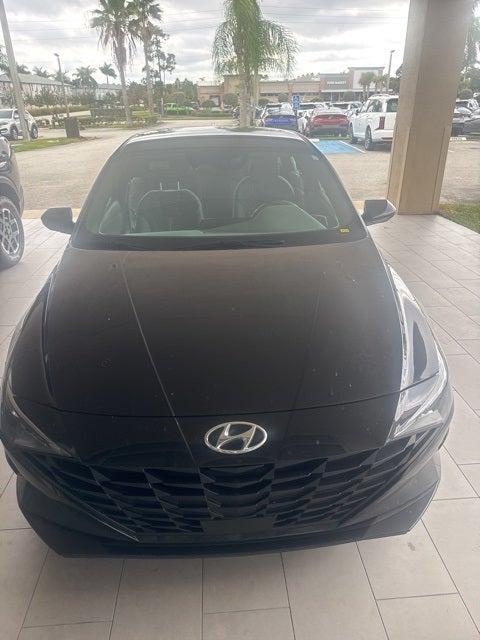 2023 Hyundai Elantra SEL 2023 Hyundai Elantra SEL