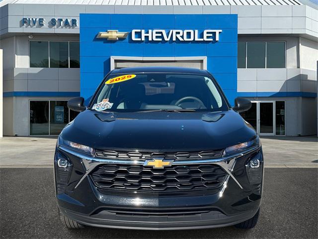 2025 Chevrolet Trax FWD LS