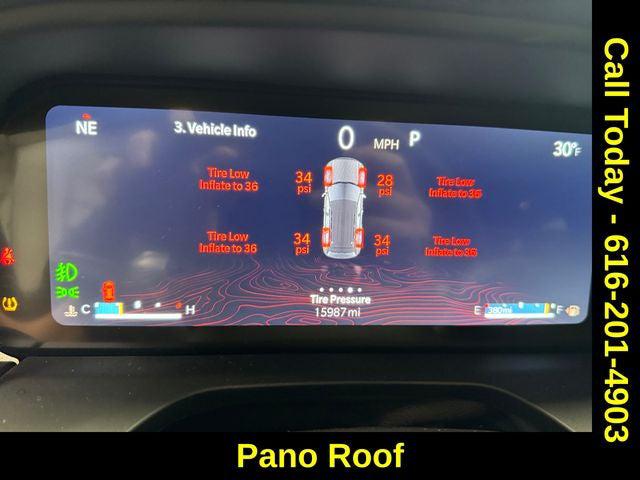 2024 Jeep Grand Cherokee Limited 4x4 2024 Jeep Grand Cherokee Limited 4x4