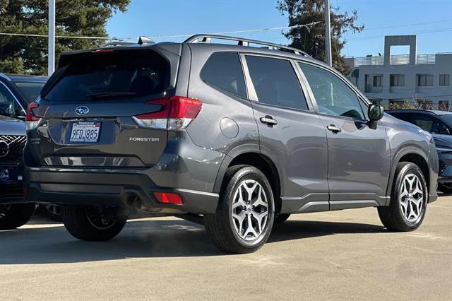 2023 Subaru Forester Premium
