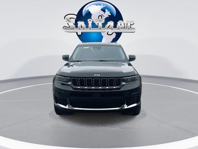 2023 Jeep Grand Cherokee L Laredo 4x4