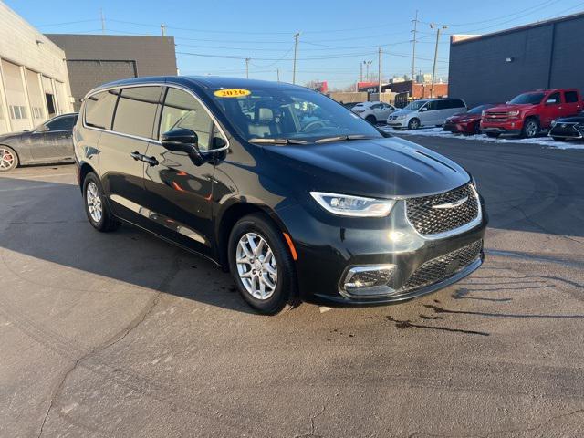 2026 Chrysler Pacifica Select for sale in Indianapolis, IN