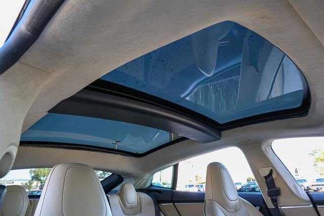 2012 Tesla Model S Performance