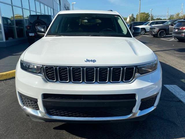 2023 Jeep Grand Cherokee L Laredo 4x2 2023 Jeep Grand Cherokee L Laredo 4x2