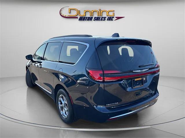 2023 Chrysler Pacifica Limited AWD