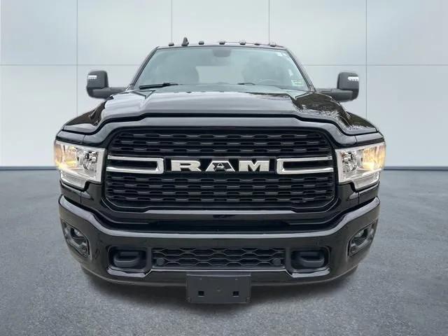 2024 RAM 3500 Big Horn Crew Cab 4x4 8 Box