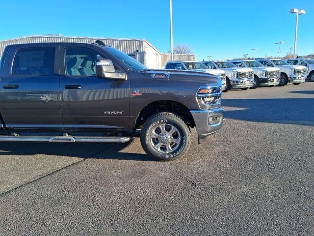 2026 RAM Ram 3500 RAM 3500 BIG HORN CREW CAB 4X4 8 BOX