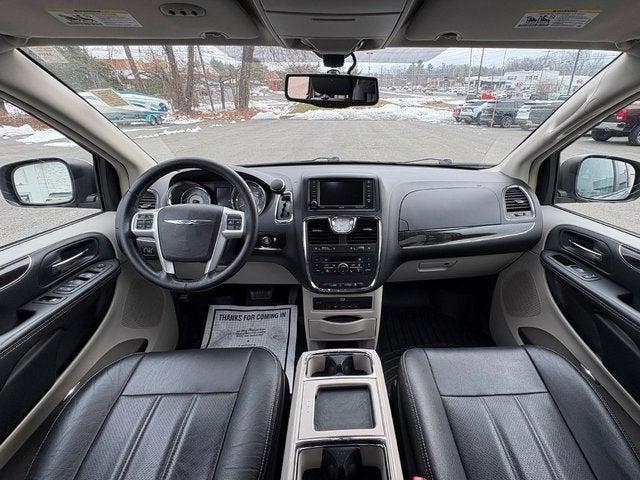 2016 Chrysler Town and Country Touring-L 2016 Chrysler Town and Country Touring-L