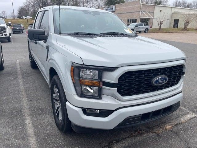 2023 Ford F-150 XL 2023 Ford F-150 XL