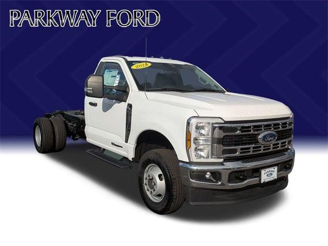 2024 Ford F-350 Chassis XL