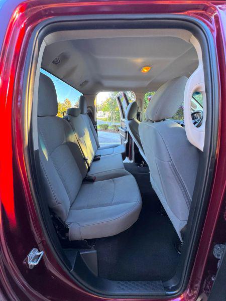 2017 Ram 1500 Express Quad Cab 4x2 64 Box