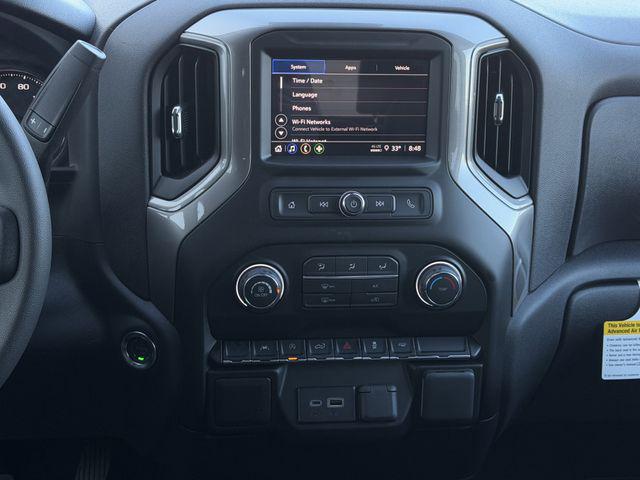 2026 Chevrolet Silverado 1500 2WD Crew Cab Short Bed Custom