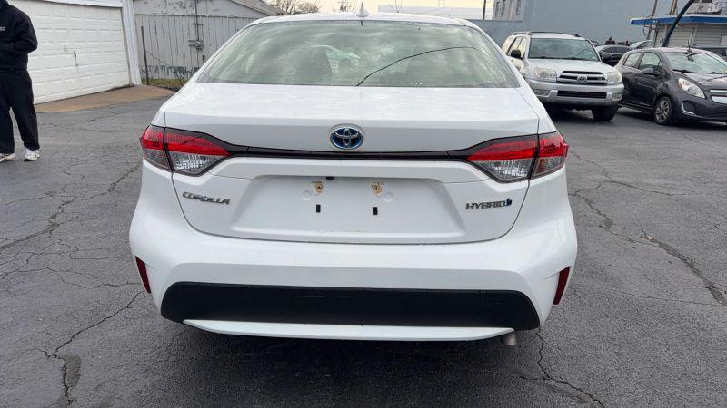 2022 Toyota Corolla Hybrid LE
