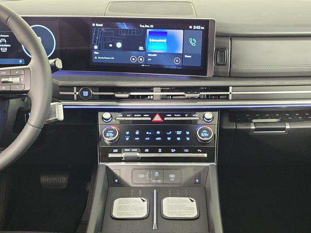 2026 Hyundai Santa Fe Limited - Photo 8
