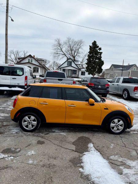 2016 MINI Hardtop Cooper