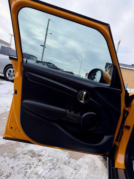 2016 MINI Hardtop Cooper