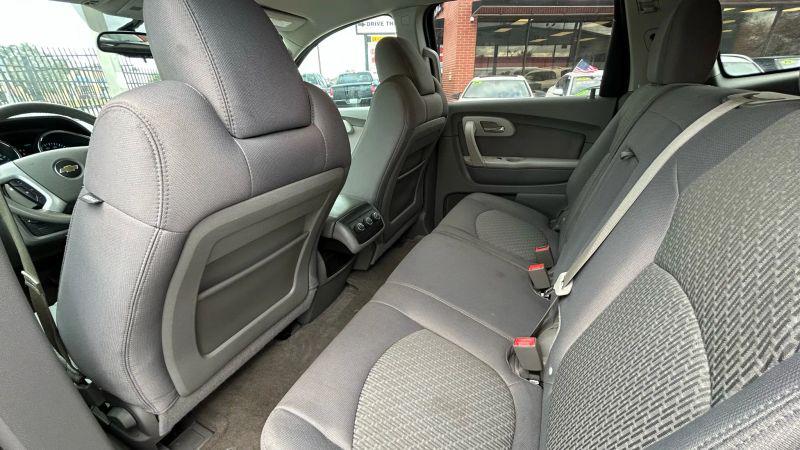 2012 Chevrolet Traverse LS