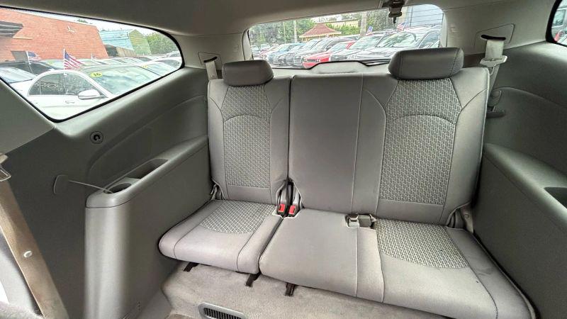 2012 Chevrolet Traverse LS