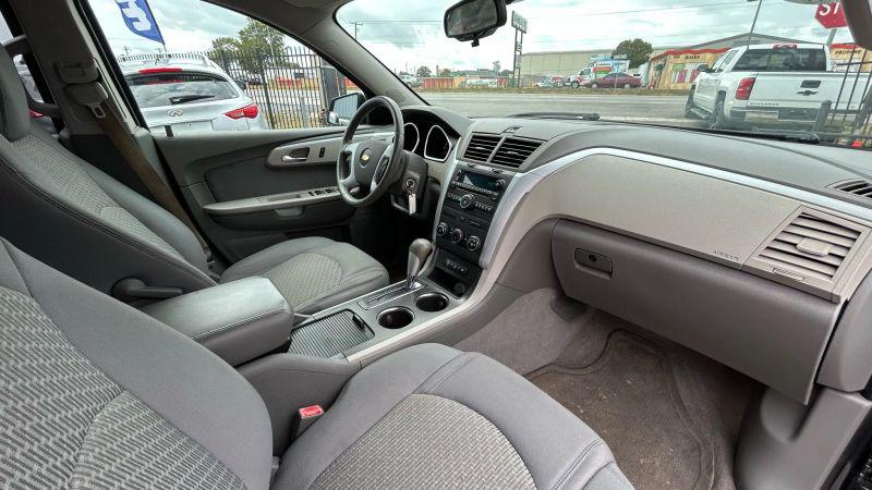 2012 Chevrolet Traverse LS