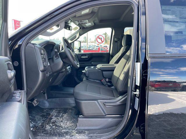2026 Chevrolet Silverado 3500HD Double Cab, Long Bed, WT Dual Rear Wheel, 4WD