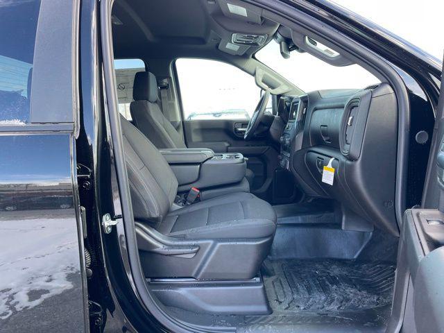 2026 Chevrolet Silverado 3500HD Double Cab, Long Bed, WT Dual Rear Wheel, 4WD