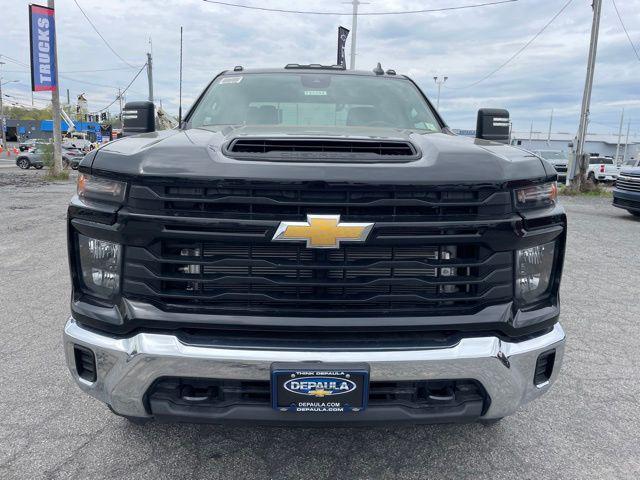 2026 Chevrolet Silverado 3500HD Double Cab, Long Bed, WT Dual Rear Wheel, 4WD