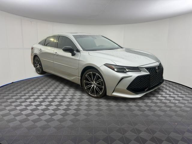 2022 Toyota Avalon Touring's photo