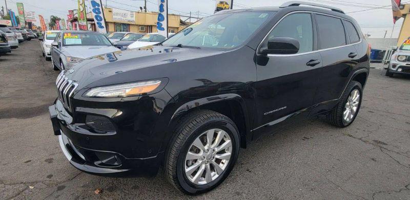 2017 Jeep Cherokee Overland 4x4