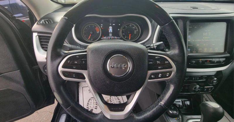 2017 Jeep Cherokee Overland 4x4
