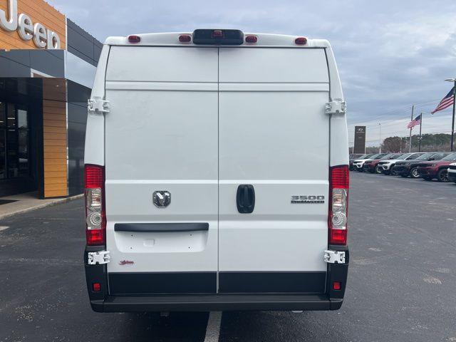 2026 Ram ProMaster Cargo Van Tradesman High Roof 159" WB EXT w/Pass Seat