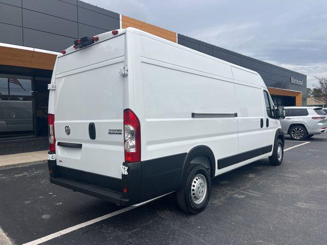 2026 Ram ProMaster Cargo Van Tradesman High Roof 159" WB EXT w/Pass Seat
