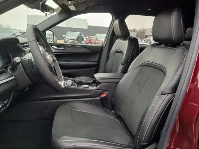 2025 Jeep Grand Cherokee L Altitude 4x4