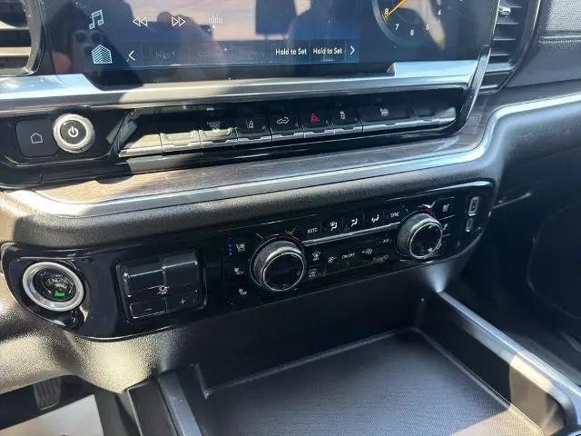 2025 Chevrolet Silverado 3500HD 4WD Crew Cab Long Bed LTZ