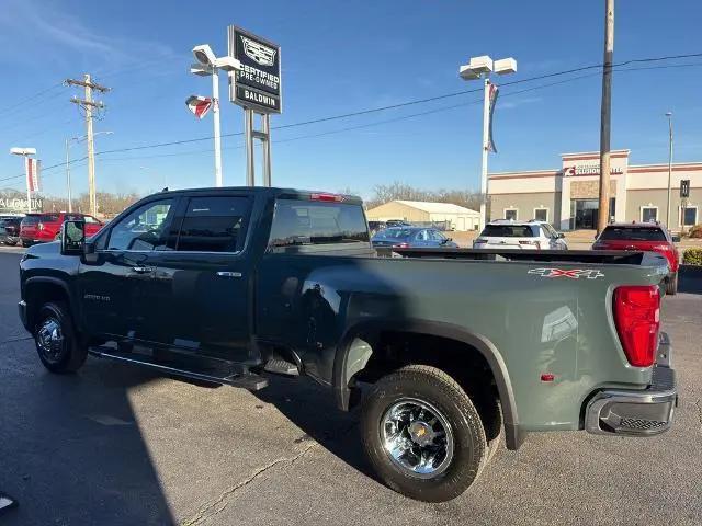 2026 Chevrolet Silverado 3500HD Crew Cab, Long Bed, LTZ Dual Rear Wheel, RWD