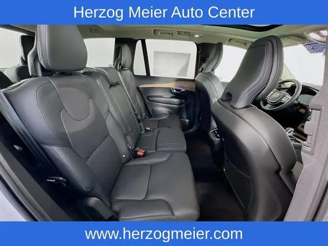 2025 Volvo XC90 B6 Plus 7-Seater