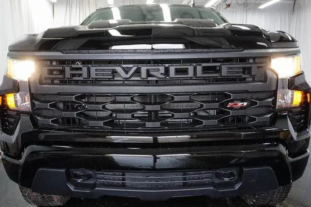 2026 Chevrolet Silverado 1500 4WD Crew Cab Short Bed Custom Trail Boss