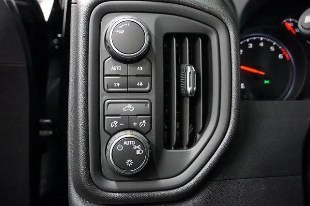 2026 Chevrolet Silverado 1500 4WD Crew Cab Short Bed Custom Trail Boss