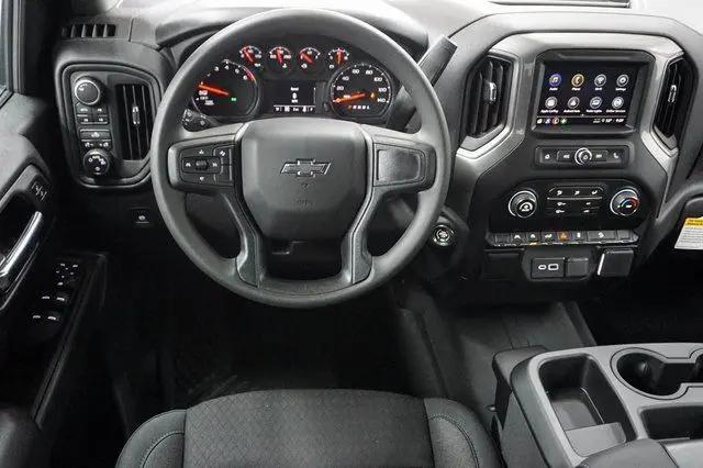 2026 Chevrolet Silverado 1500 4WD Crew Cab Short Bed Custom Trail Boss